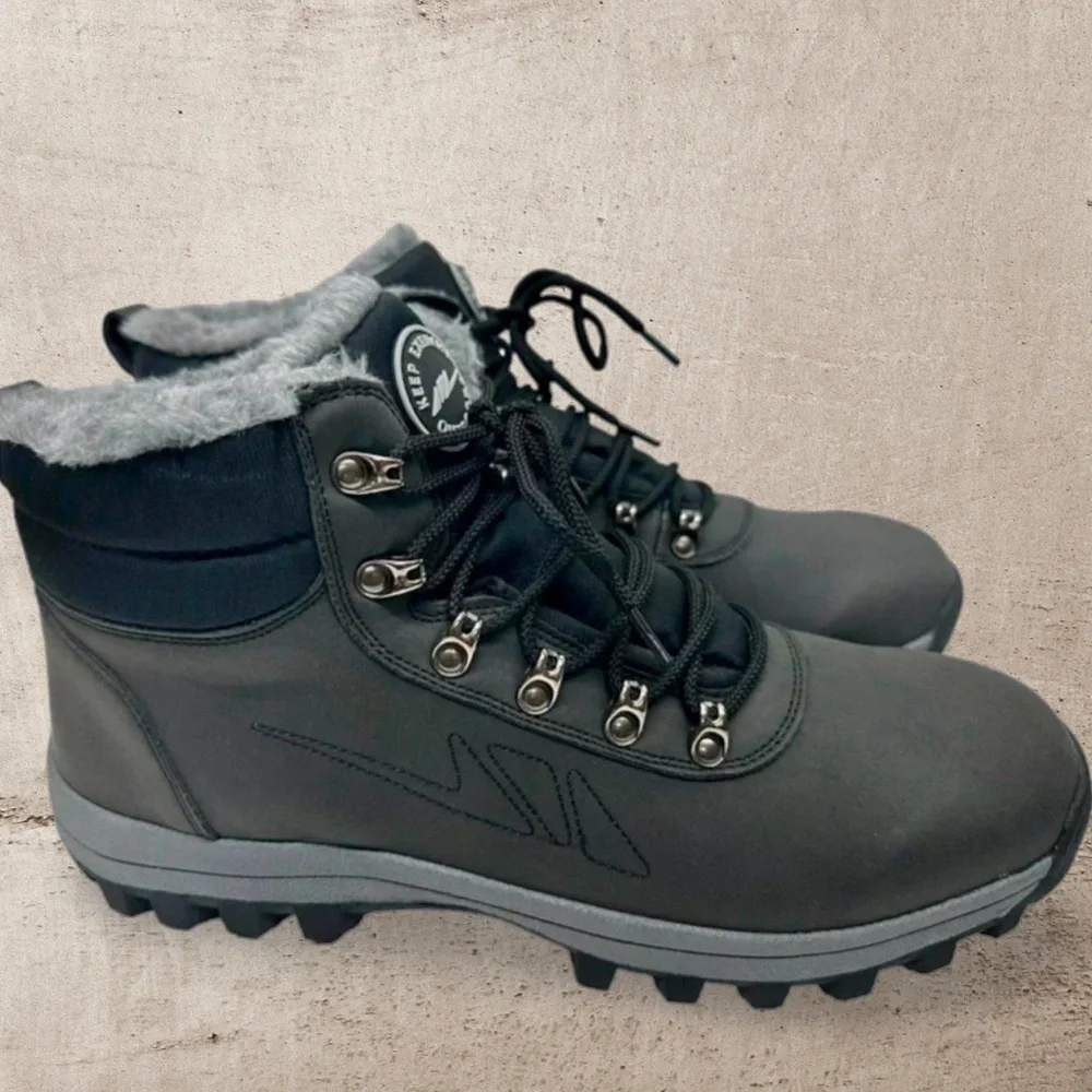 MAYKX 🍒SIZE 41🍒BLACK AND GREY MOUNTAIN BOOTS WINTER BOOTS SEE DESC FOR SIZING - Picture 2 of 6